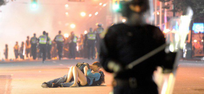 Media outlets will publish Vancouver riot images online before releasing them to the police