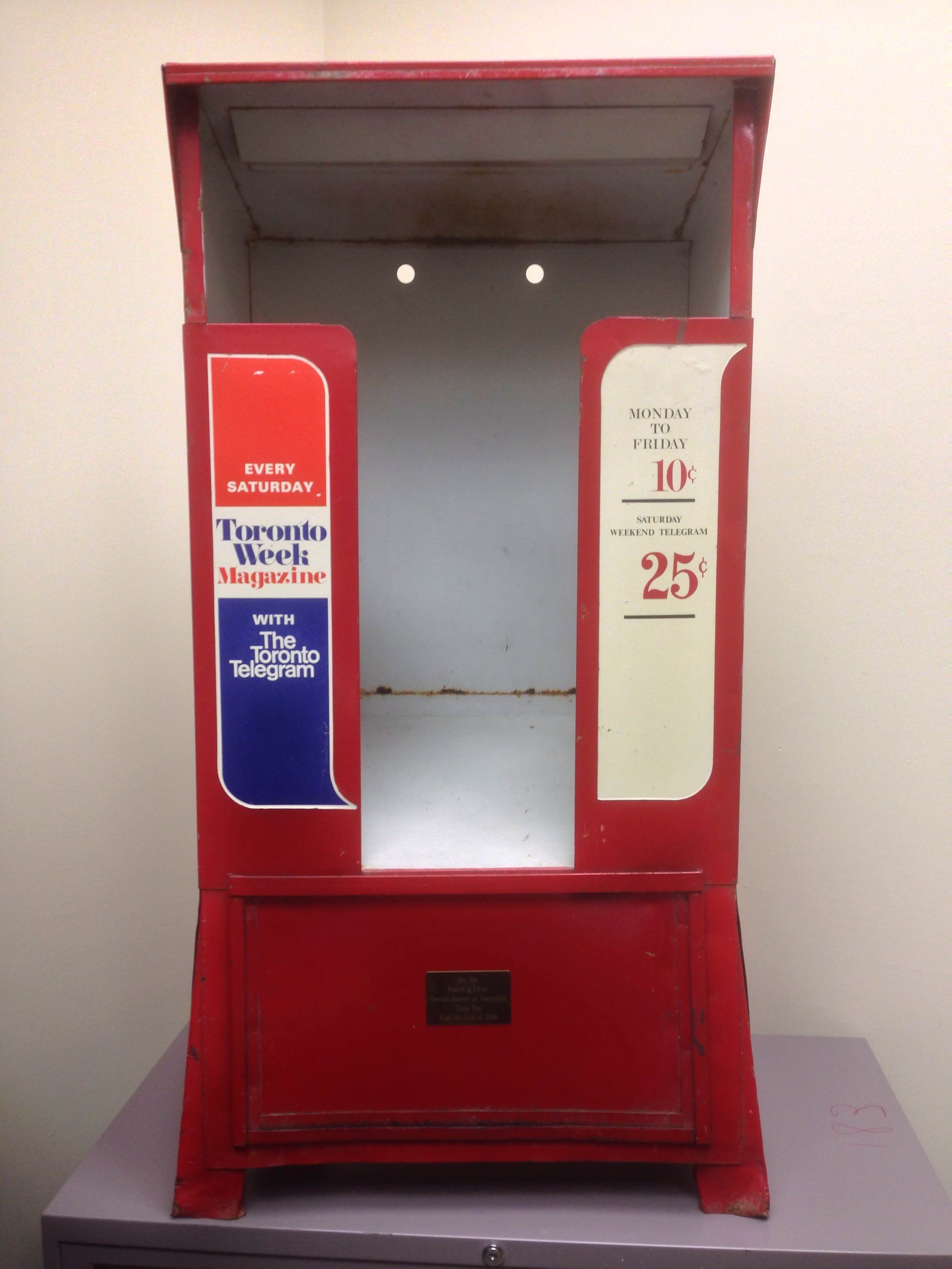 When Don retired from Ryerson in 2000, his School of Journalism colleagues gave him an old Tely newspaper box
